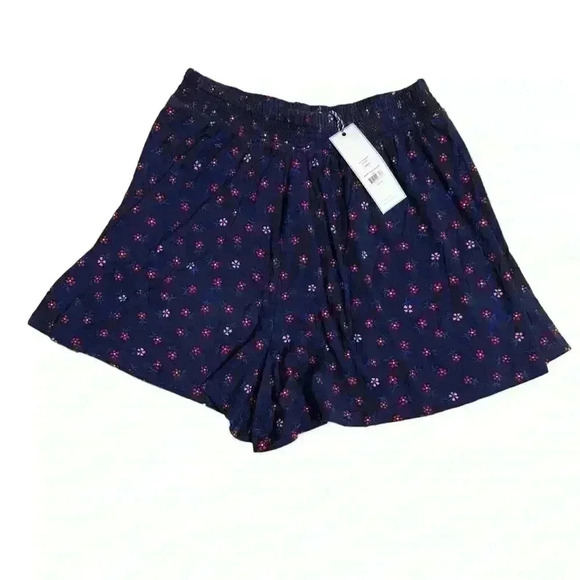 NWT Draper James size med Pull On Flowy Shorts Blue Spring Whispy Floral New - Picture 1 of 5